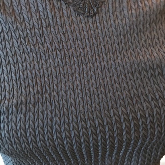 Black Chevrolet Top - Picture 4 of 6